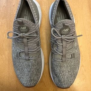 Men's New Balance Fresh Foam LAZR tennis shoes